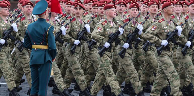 Изумително! Руската армия яде бой, а какво прави Путин